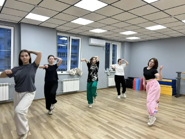 Кружок "Студия танцев"