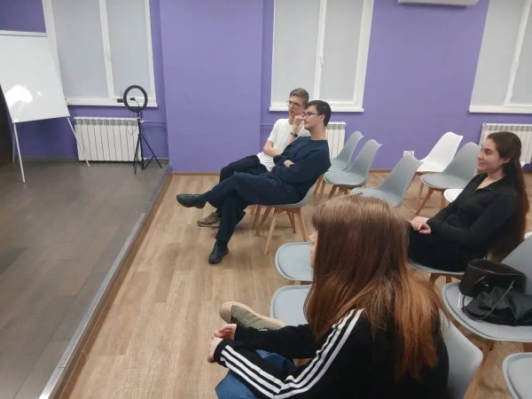 Кружок «Школа молодого лидера»