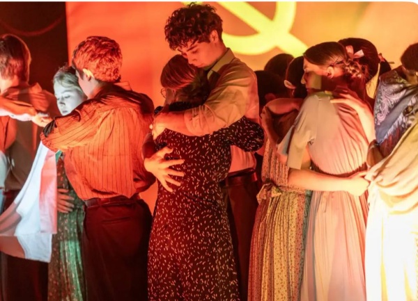 Военно-патриотический спектакль «Последний узел»