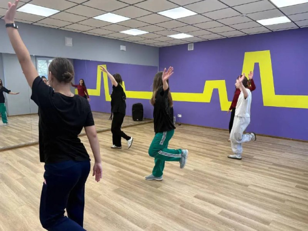 Кружок "Студия танцев"