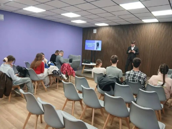 Кружок "Школа молодого лидера"