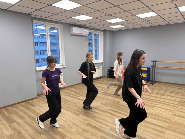 Кружок "Студия танцев"