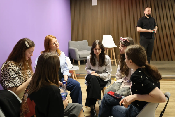 Бизнес-стендап (в рамках  Бизнес-кластера) 