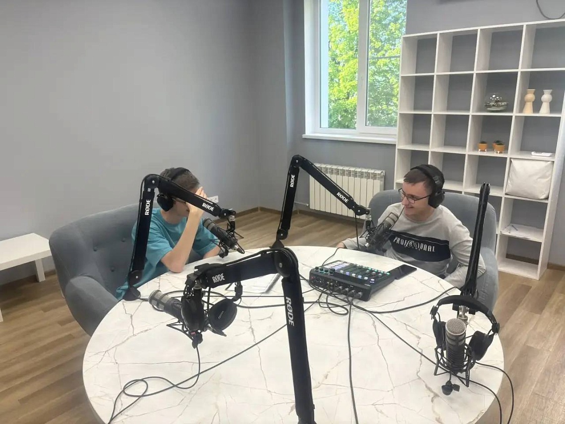 Студия подкастов